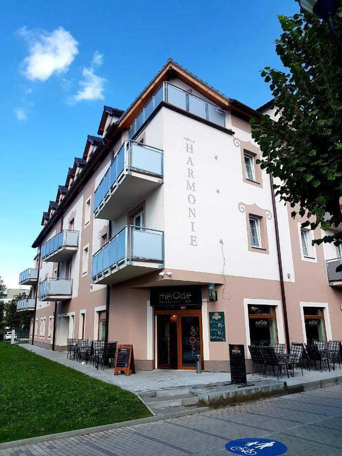 Wellness Hotel Harmonie Třeboň Εξωτερικό φωτογραφία